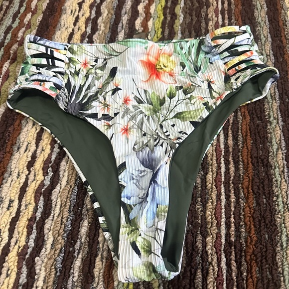 TiniBikini Other - TiniBikini Floral High-Waisted Bikini Bottom